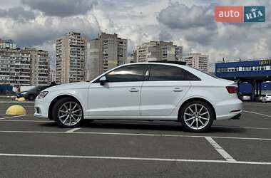 Седан Audi A3 2017 в 