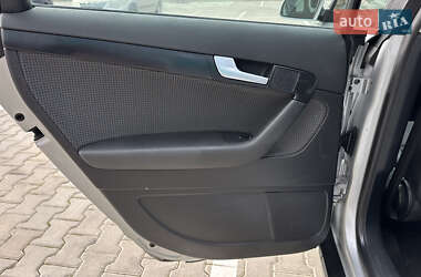 Хетчбек Audi A3 2004 в 