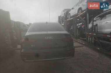 Седан Audi A3 2022 в 
