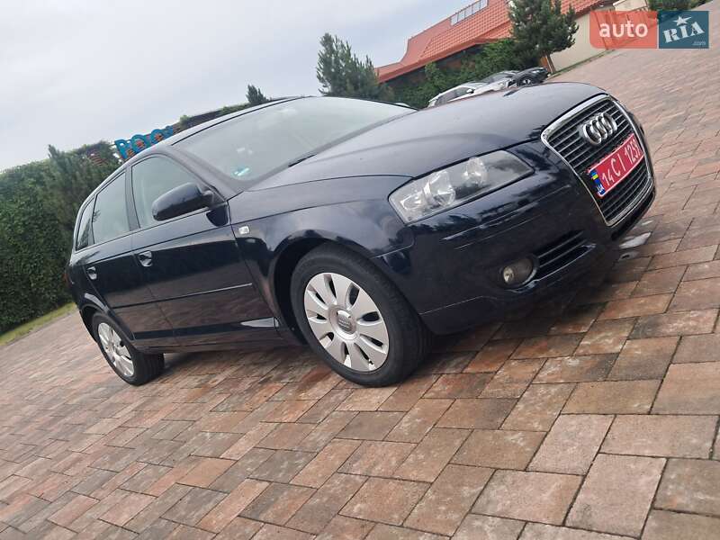 Хетчбек Audi A3 2005 в 