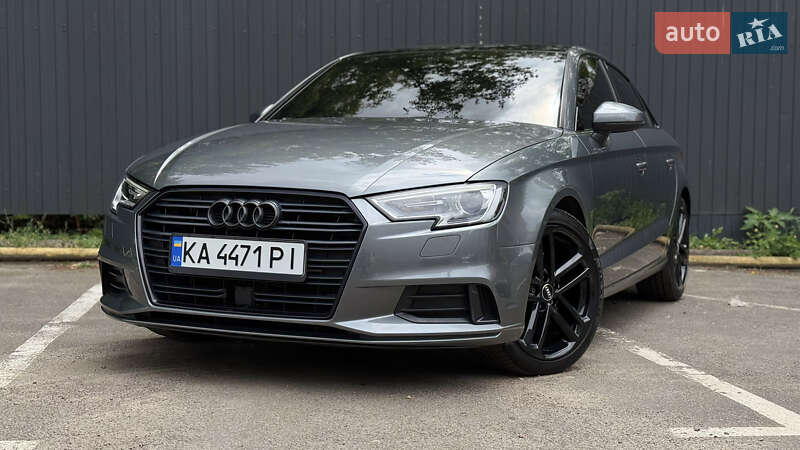 Седан Audi A3 2019 в 