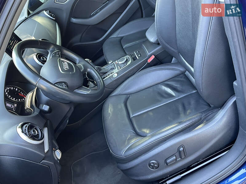 Седан Audi A3 2015 в Одессе