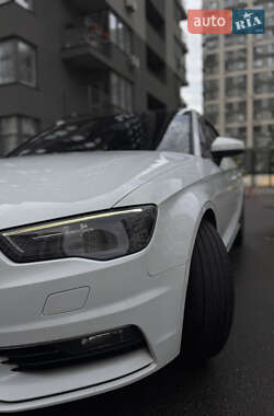 Седан Audi A3 2015 в 