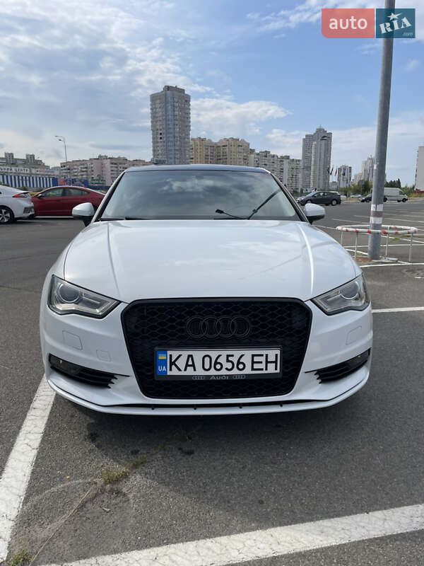 Седан Audi A3 2016 в Києві