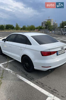 Седан Audi A3 2016 в 