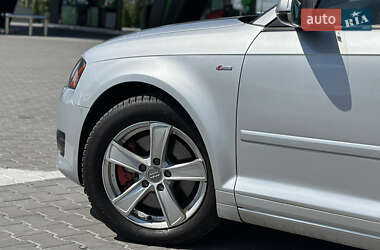 Хэтчбек Audi A3 2012 в 