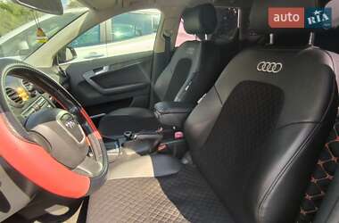 Хэтчбек Audi A3 2005 в 