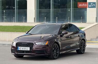 Седан Audi A3 2014 в Дніпрі