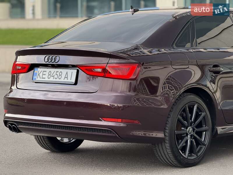 Седан Audi A3 2014 в Днепре