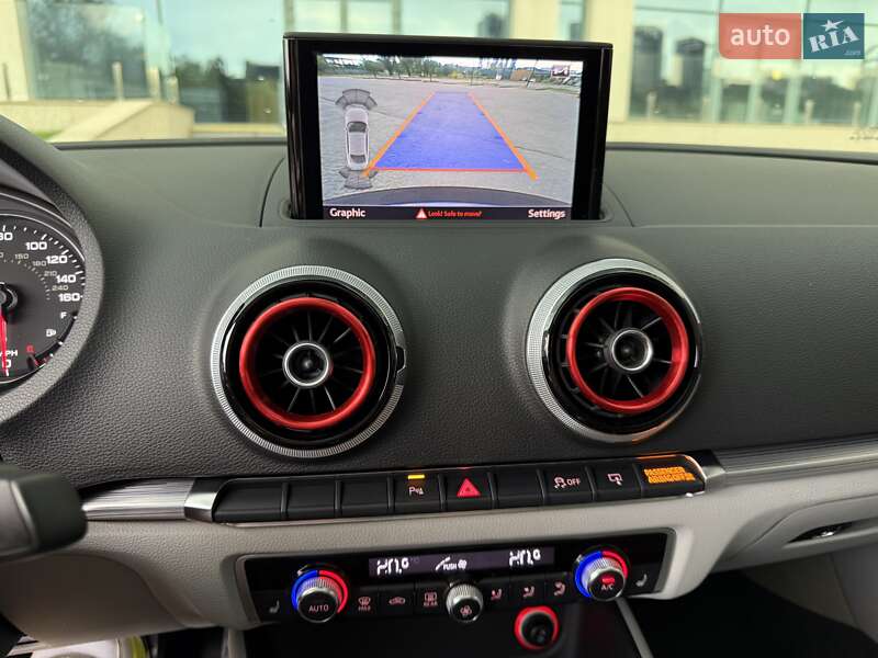 Седан Audi A3 2014 в Днепре