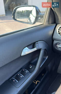 Кабриолет Audi A3 2011 в 