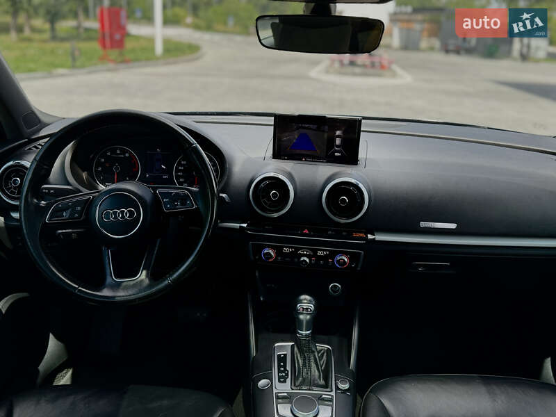 Седан Audi A3 2017 в Тульчине