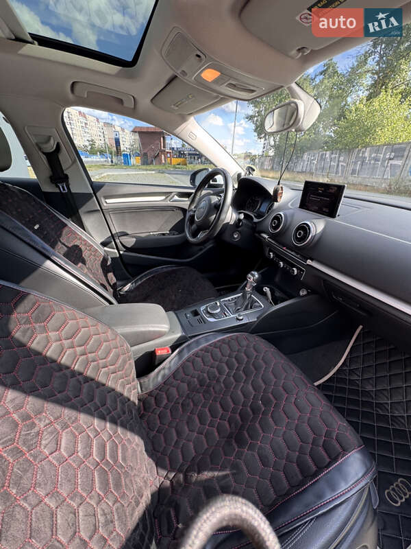 Седан Audi A3 2014 в Киеве