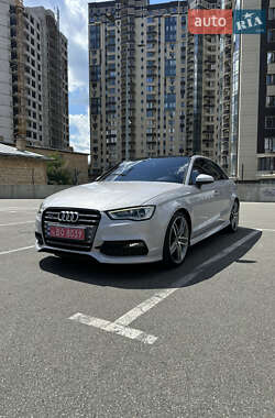 Седан Audi A3 2015 в Киеве