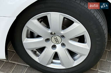 Хэтчбек Audi A3 2013 в 