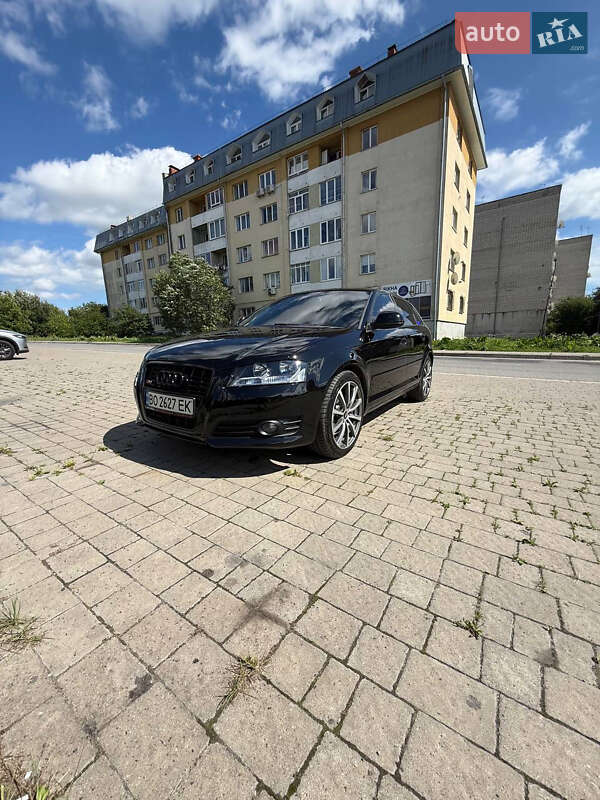 Хетчбек Audi A3 2009 в Пустомитах