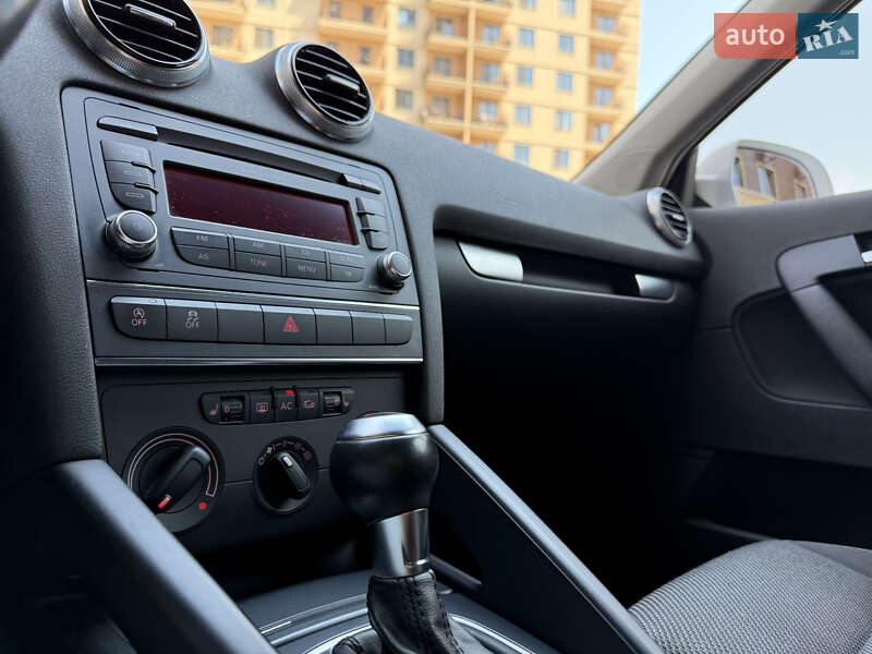 Хэтчбек Audi A3 2013 в Одессе