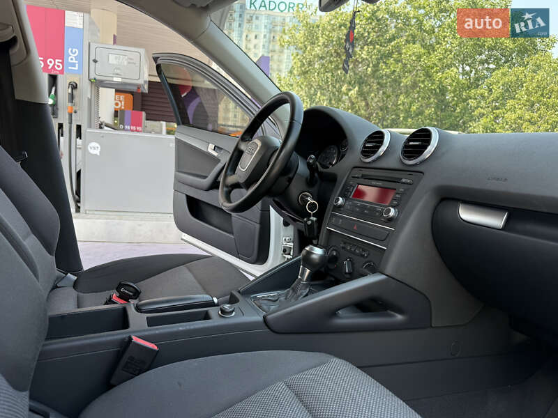 Хэтчбек Audi A3 2013 в Одессе