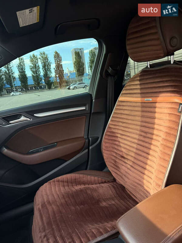 Седан Audi A3 2018 в Киеве