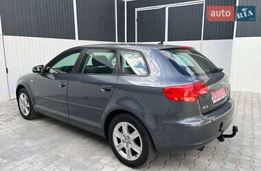 Хэтчбек Audi A3 2007 в 