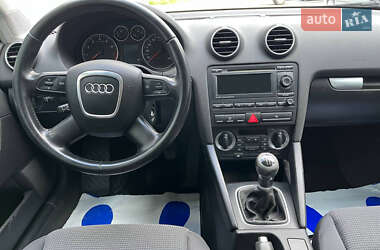 Хэтчбек Audi A3 2007 в 