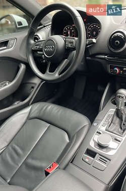 Седан Audi A3 2018 в 