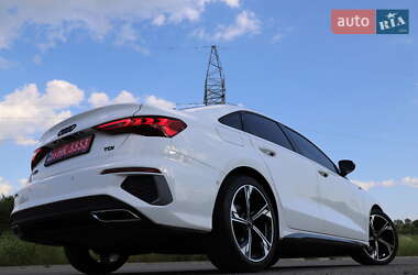 Седан Audi A3 2021 в 
