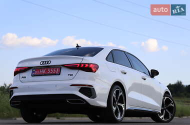Седан Audi A3 2021 в 
