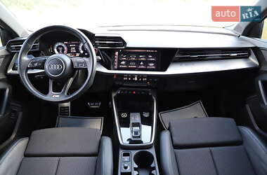 Седан Audi A3 2021 в 