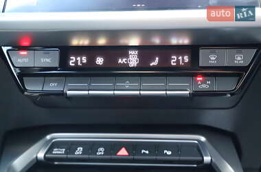 Седан Audi A3 2021 в 