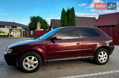 Хэтчбек Audi A3 1997 в 