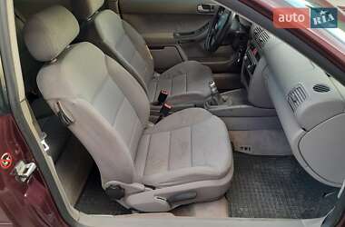 Хэтчбек Audi A3 1997 в 