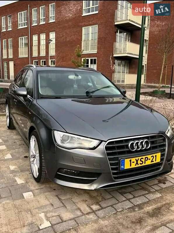Хэтчбек Audi A3 2014 в Ивано-Франковске