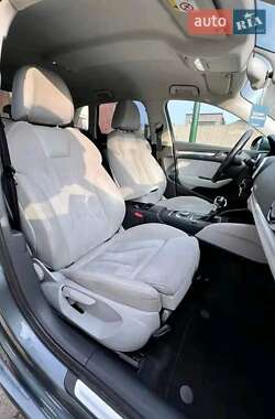 Хэтчбек Audi A3 2014 в 