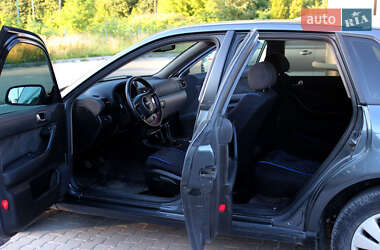 Хетчбек Audi A3 2002 в 