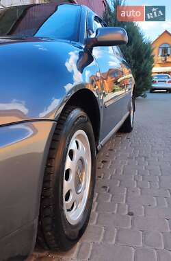 Хэтчбек Audi A3 2002 в 