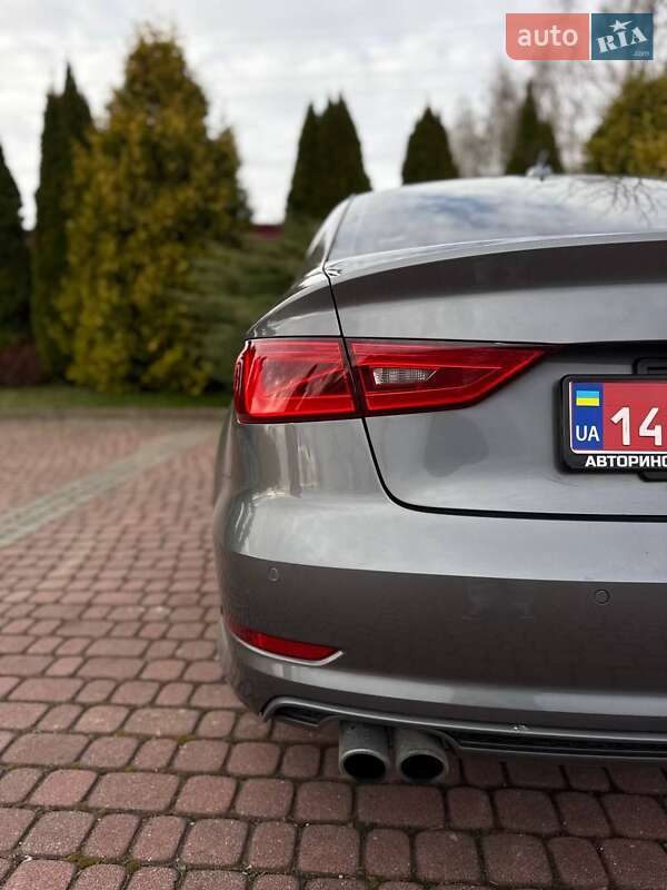 Седан Audi A3 2016 в Львове