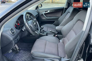 Хэтчбек Audi A3 2007 в 