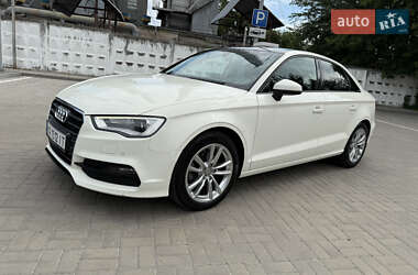 Седан Audi A3 2015 в 
