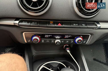 Седан Audi A3 2015 в 