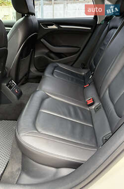 Седан Audi A3 2015 в 
