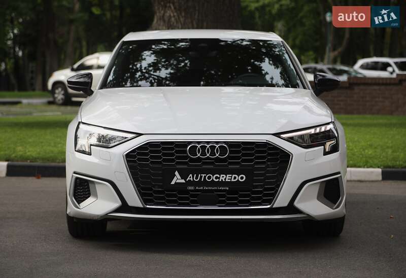 Хэтчбек Audi A3 2022 в Харькове
