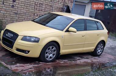 Хэтчбек Audi A3 2005 в 