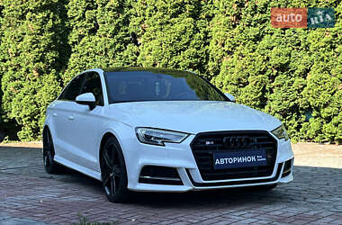 Седан Audi A3 2016 в 