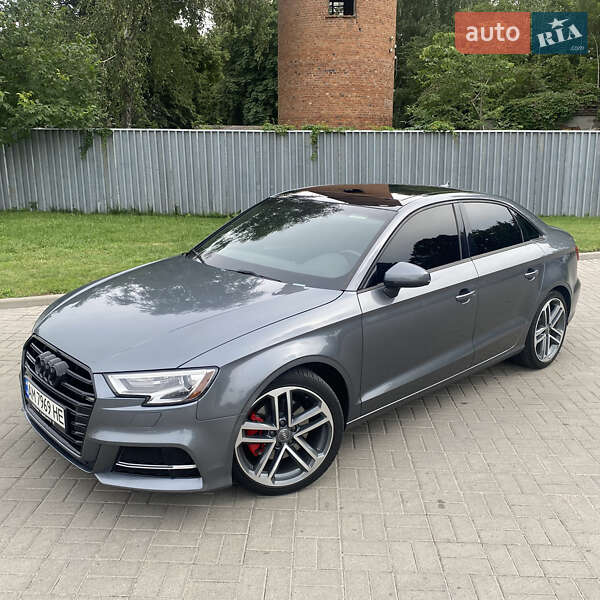 Седан Audi A3 2017 в 