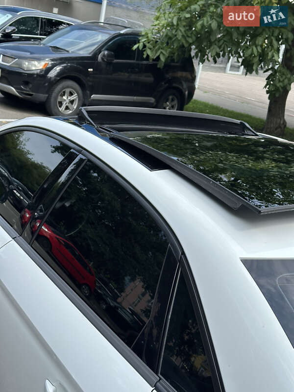 Седан Audi A3 2016 в Киеве