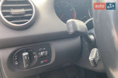 Хэтчбек Audi A3 2006 в 