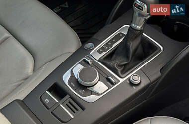 Седан Audi A3 2020 в 