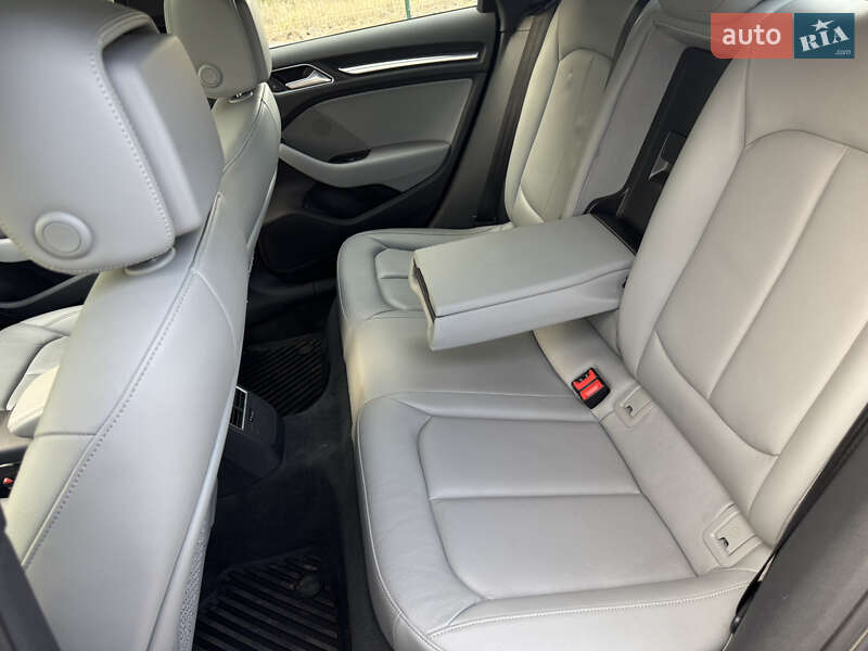 Седан Audi A3 2020 в Запорожье