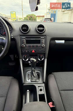 Хэтчбек Audi A3 2007 в 